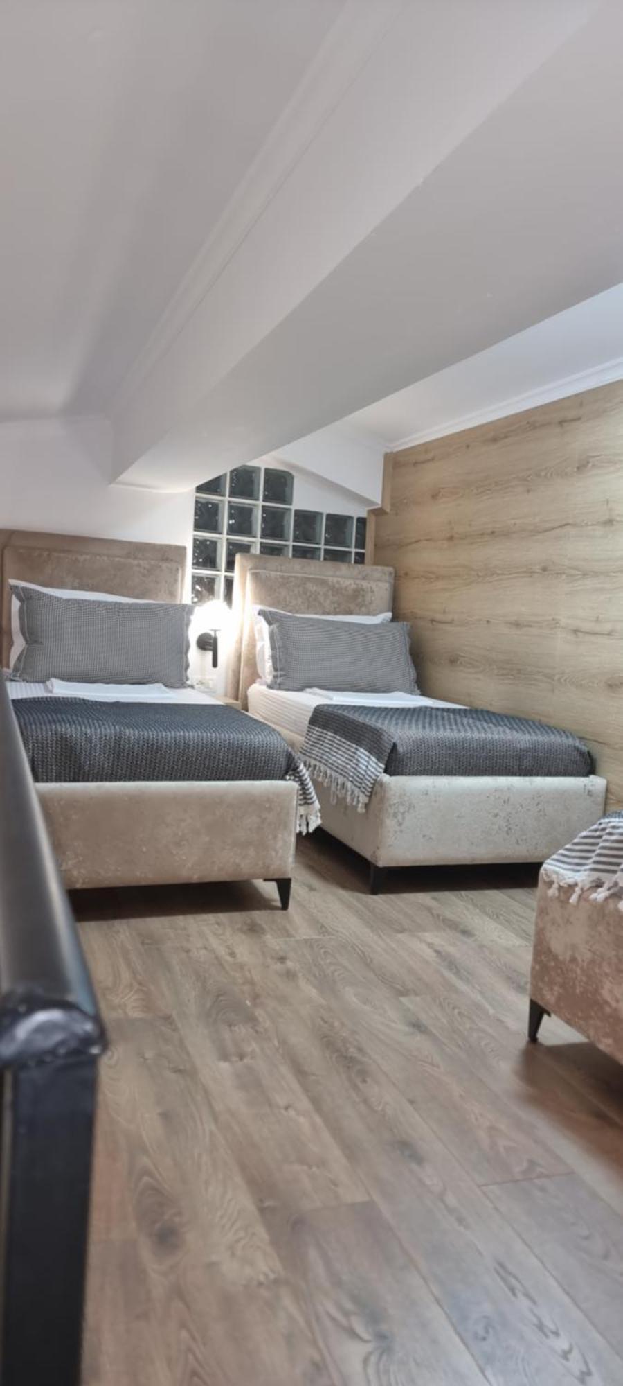 Salillari Guest House Берат Экстерьер фото