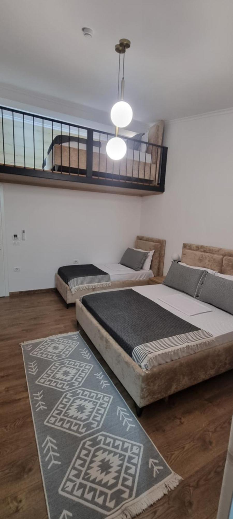 Salillari Guest House Берат Экстерьер фото