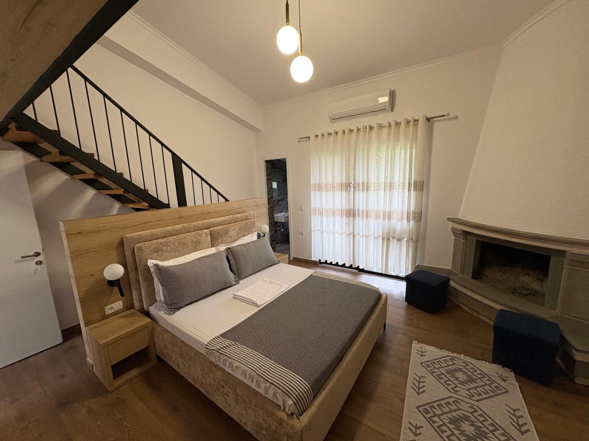 Salillari Guest House Берат Экстерьер фото