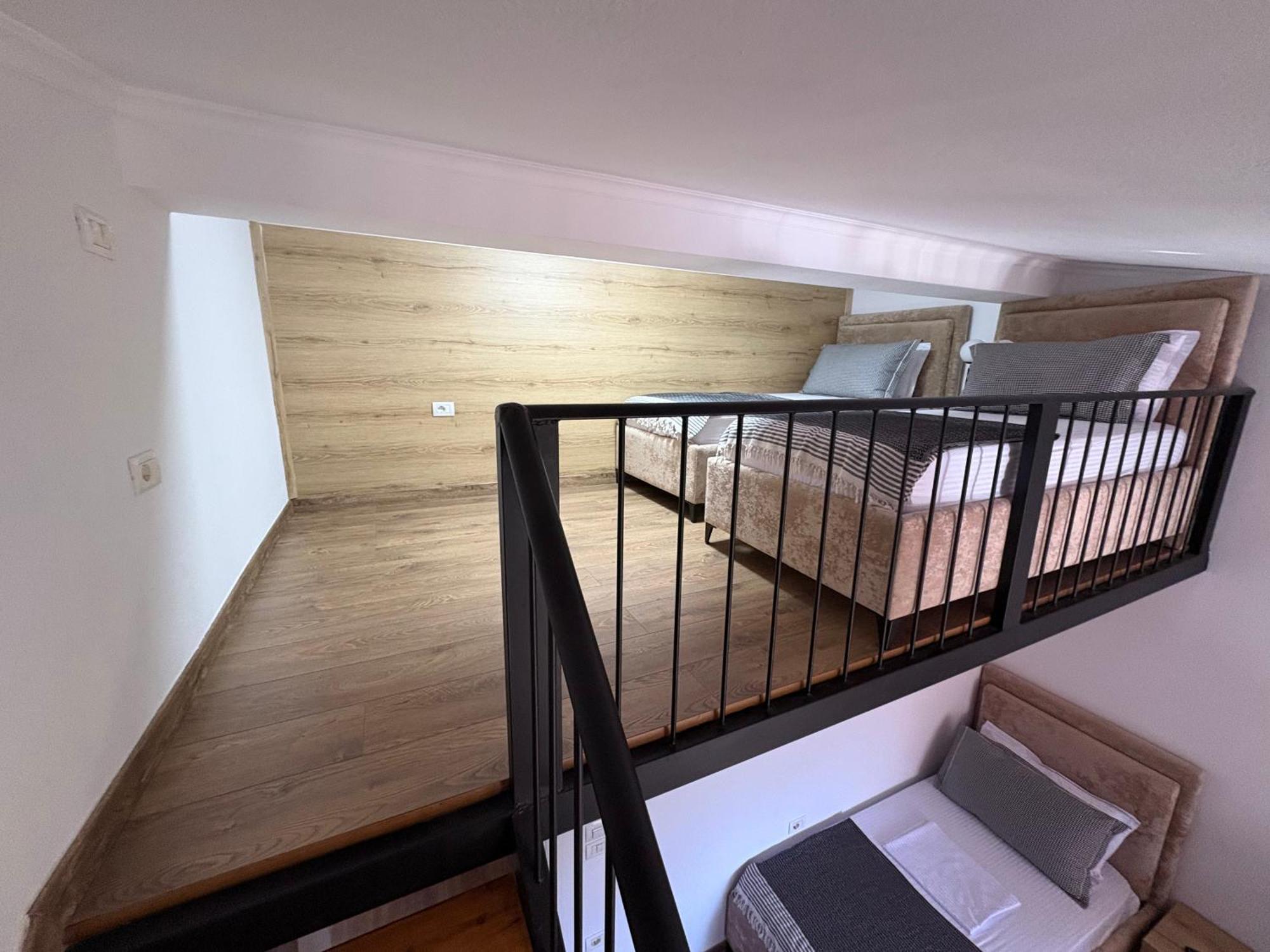 Salillari Guest House Берат Экстерьер фото